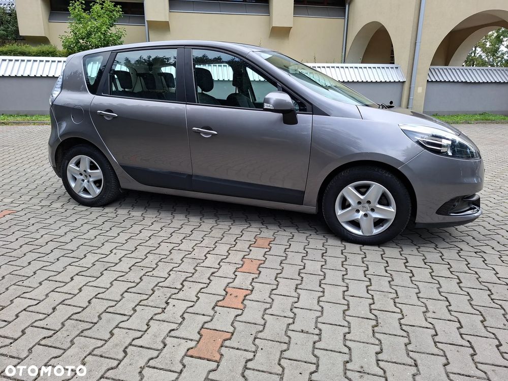 Renault Scenic 1.6 16V TomTom Edition - 15