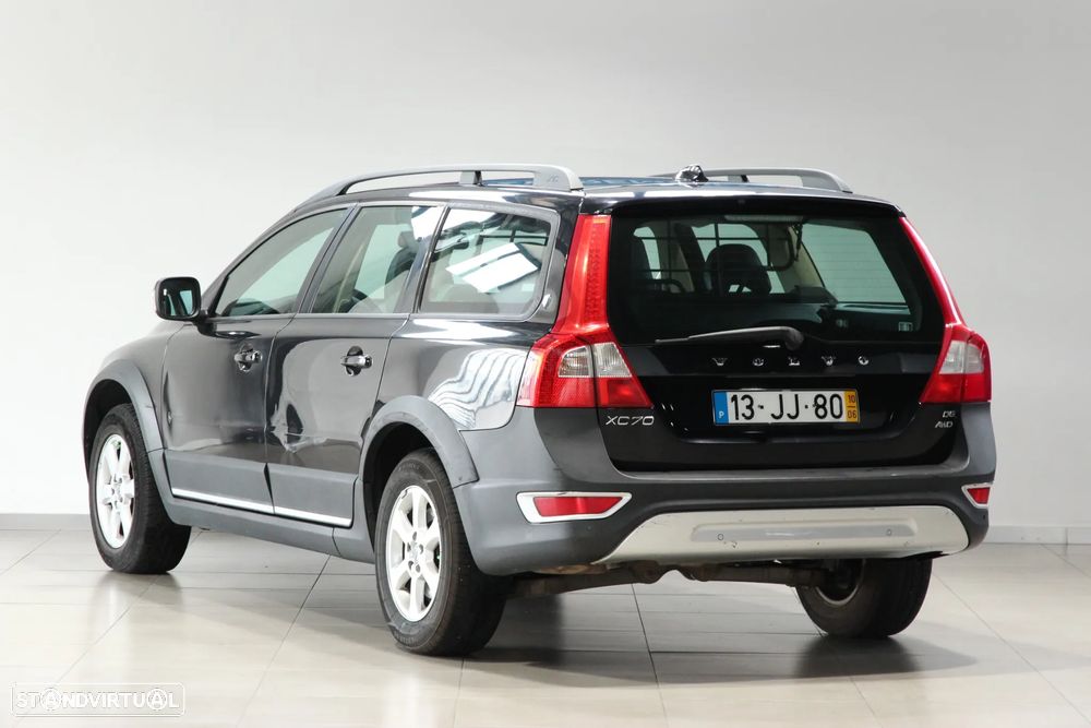 Volvo XC 70 D5 Momentum - 3