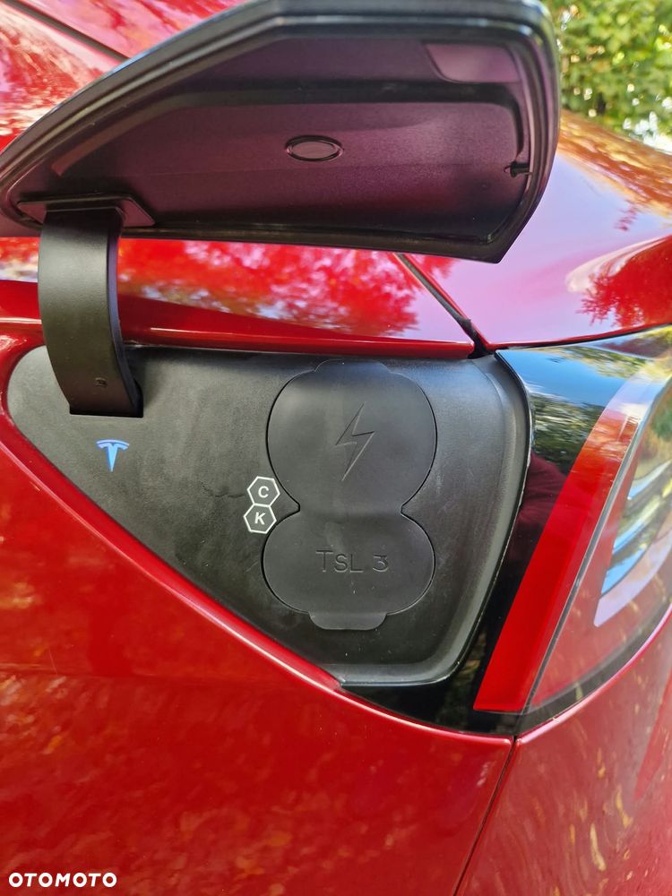 Tesla Model 3 RWD - 25