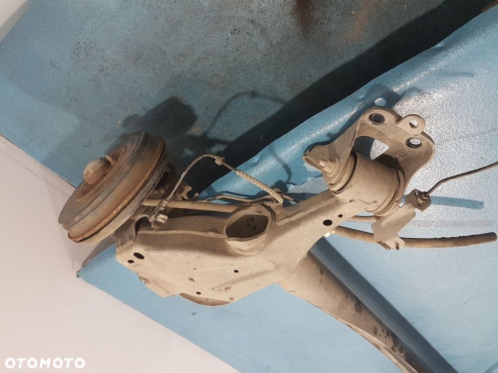 FIAT TIPO II SEDAN BELKA ZAWIESZENIA TYŁ - 12