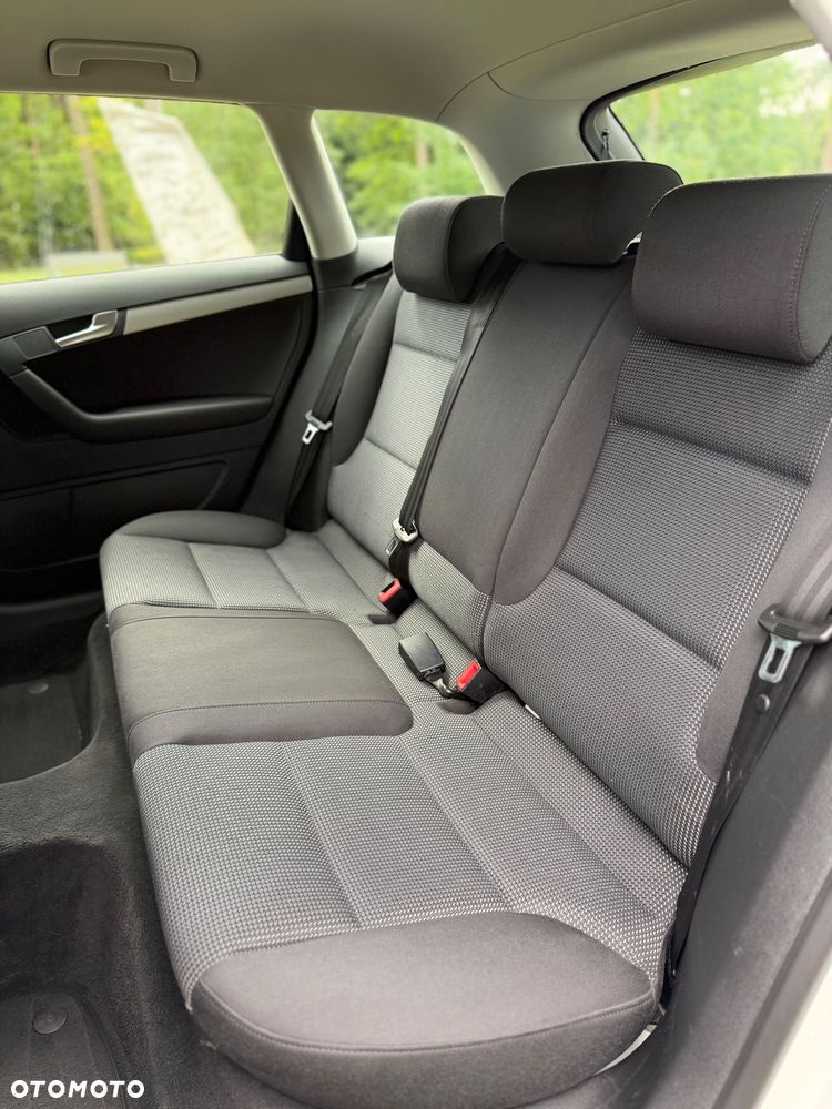 Audi A3 Sportback 2.0 TDI DPF quattro Attraction - 19