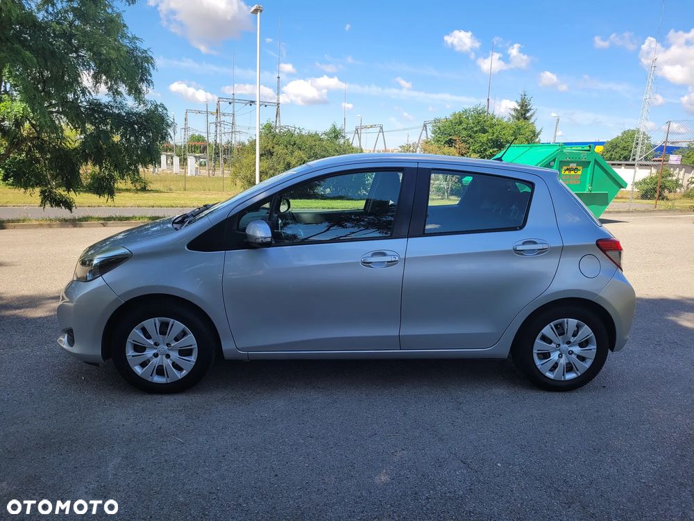 Toyota Yaris 1.0 Sol - 3