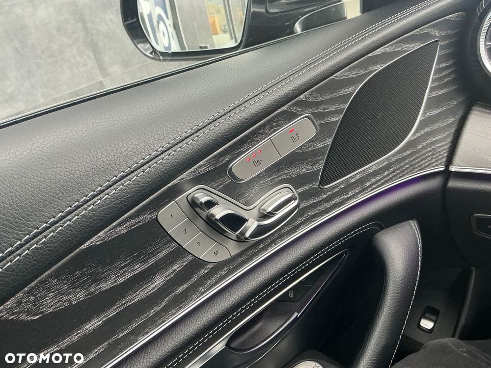 Mercedes-Benz CLS - 8