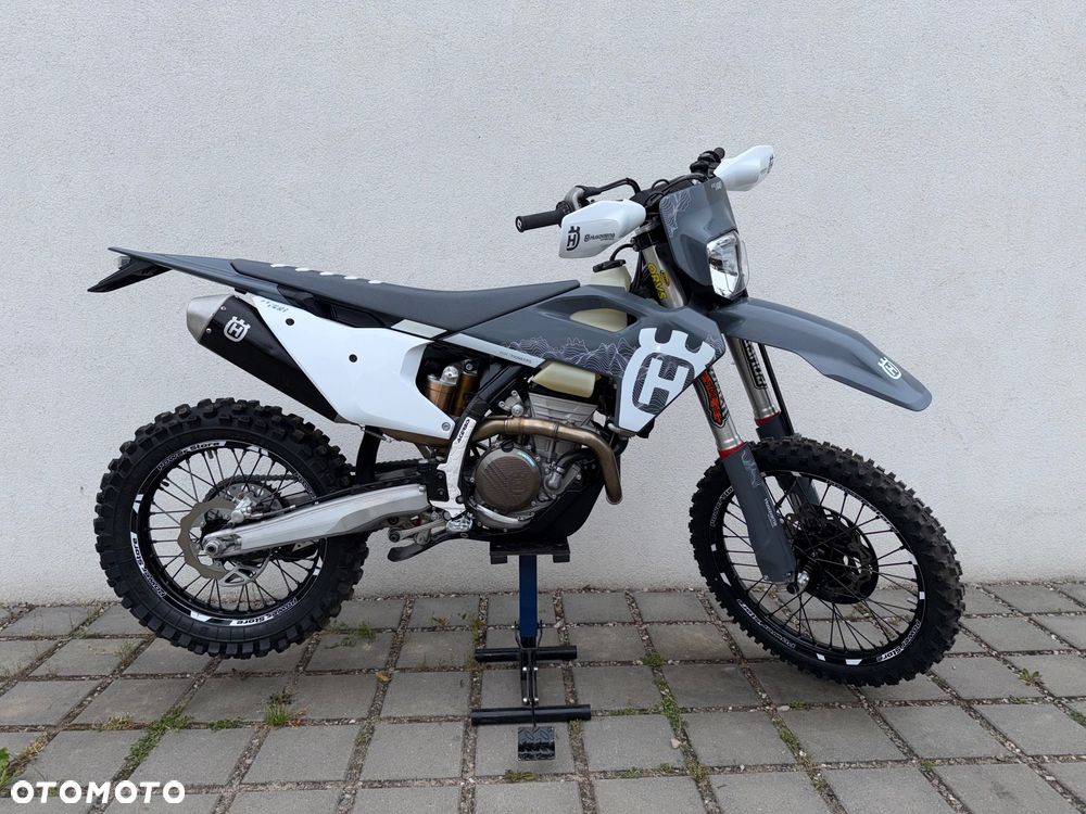 Husqvarna FE - 3