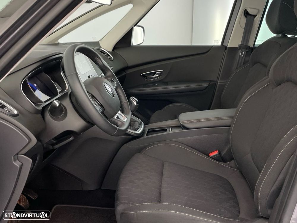 Renault Scénic 1.3 TCe Limited — fotografia 11