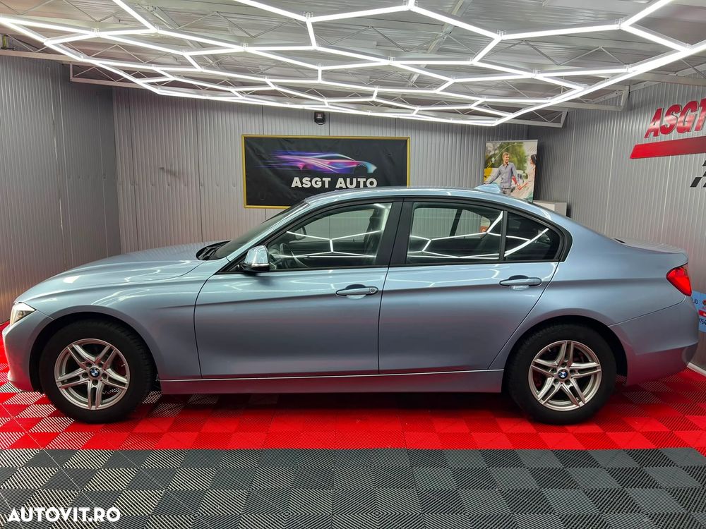 BMW Seria 3 316i - 21