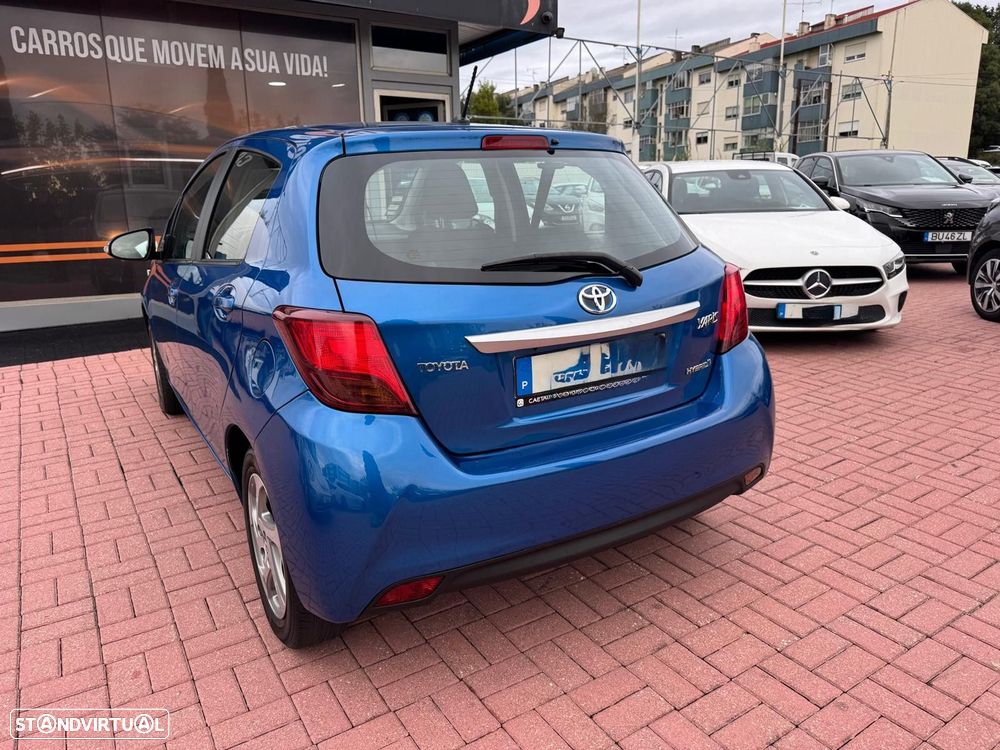Toyota Yaris 1.5 HSD Comfort+Navi - 35