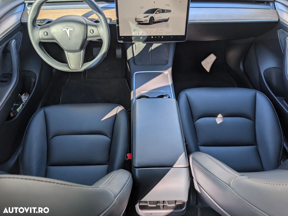 Tesla Model 3 Standard - 3