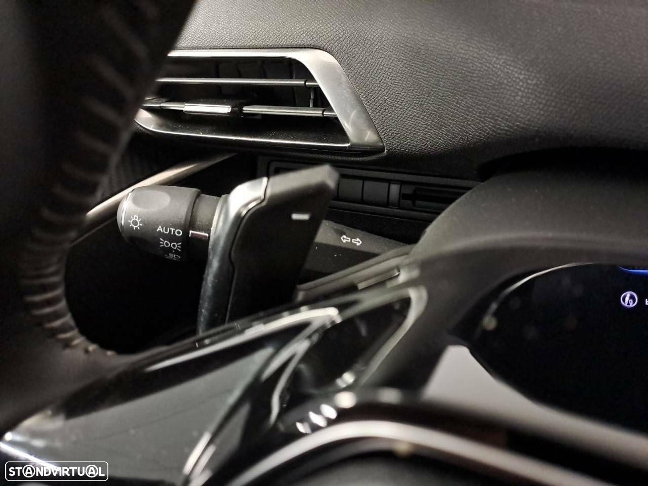 Peugeot 5008 1.5 BlueHDi Allure Pack EAT8 - 13