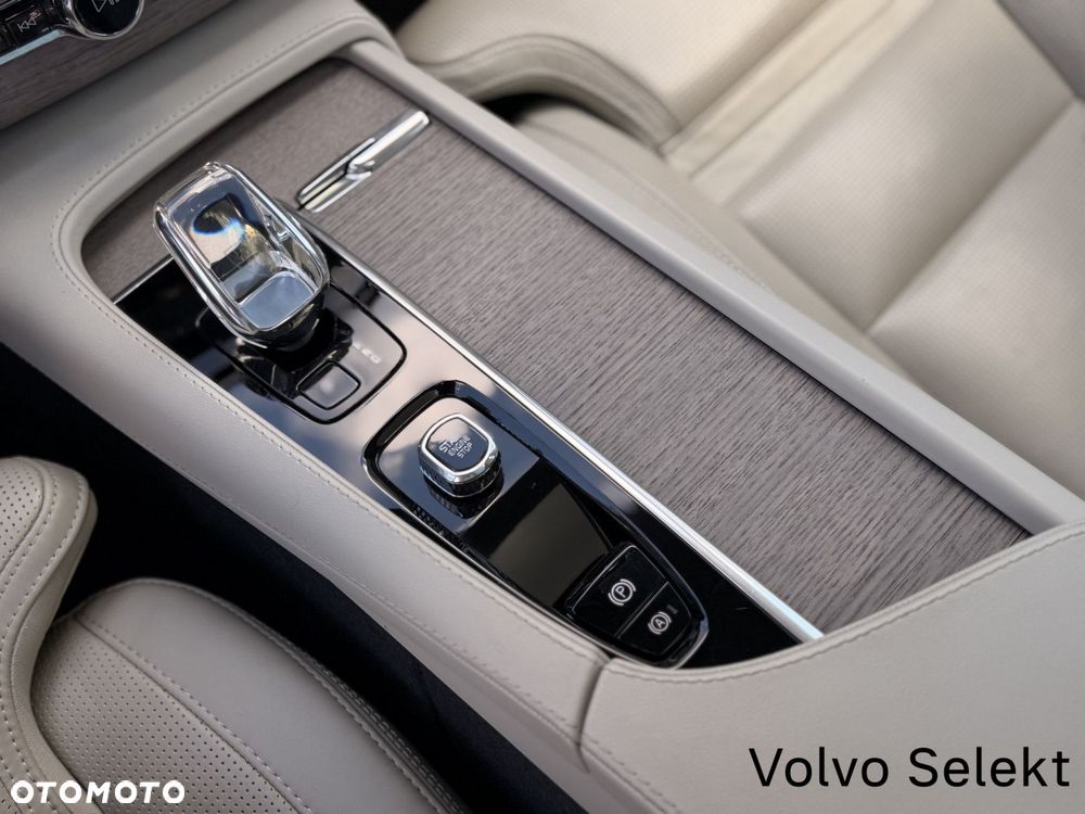 Volvo XC 90 - 14