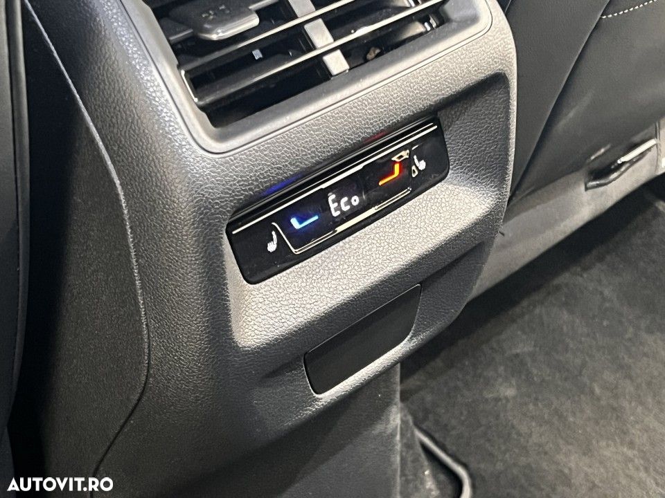 Volkswagen Tiguan - 8