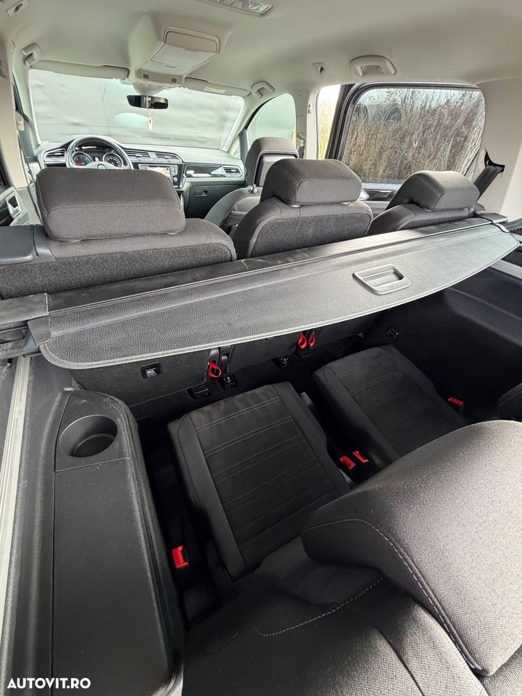 Volkswagen Touran 2.0 TDI Highline - 8