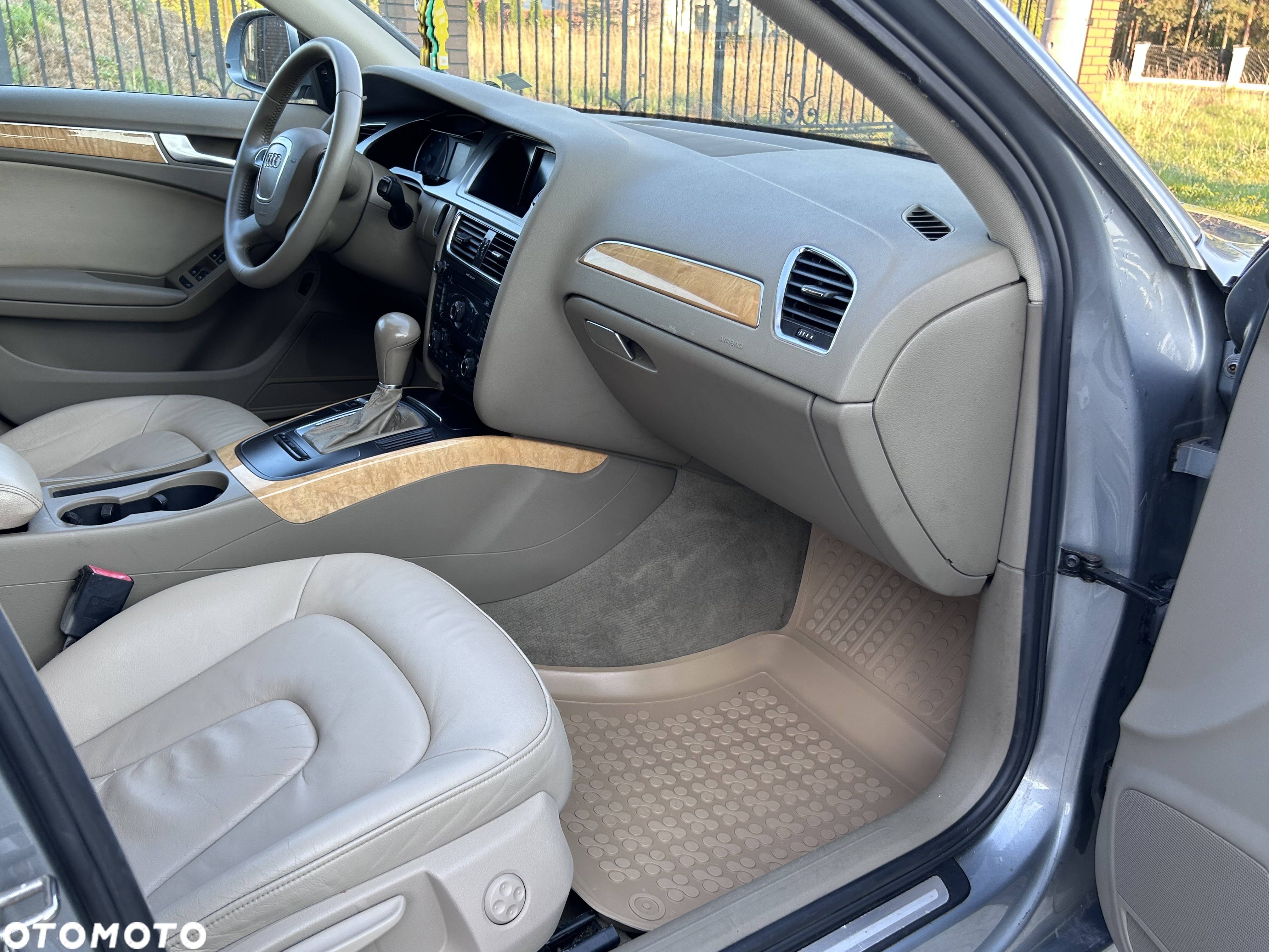 Audi A4 Avant 2.0 TDI DPF multitronic S line Sportpaket - 32