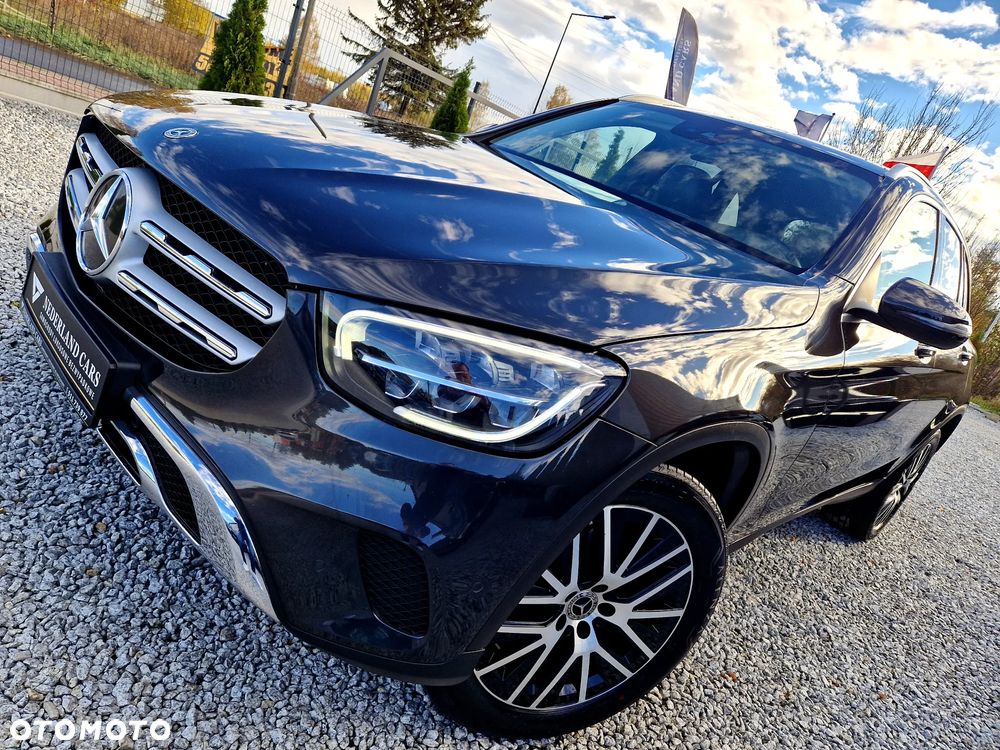 Mercedes-Benz GLC 220 d 4Matic 9G-TRONIC Exclusive - 33