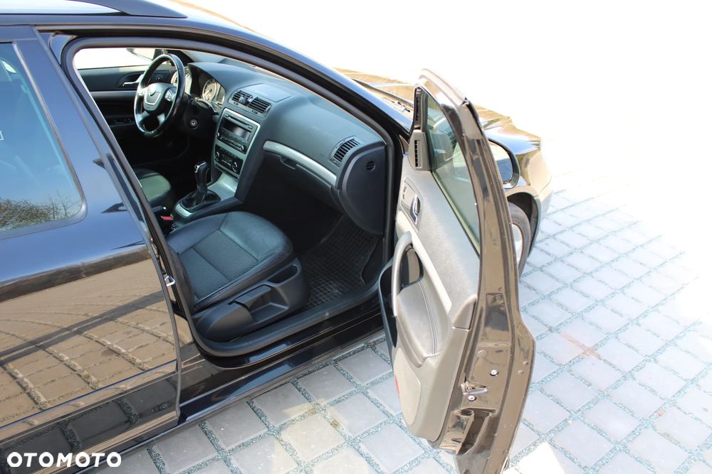 Skoda Octavia 1.8 TSI L&K - 6