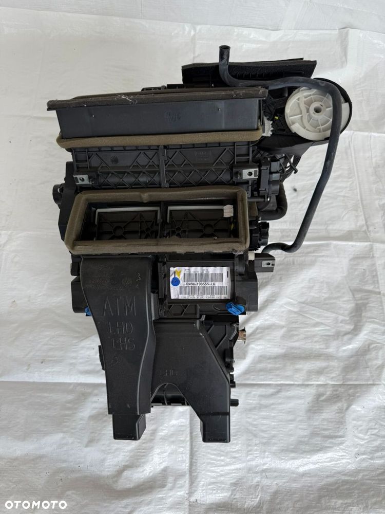 FORD KUGA MK2 EUROPA NAGRZEWNICA DV6N-19B555-LG - 1