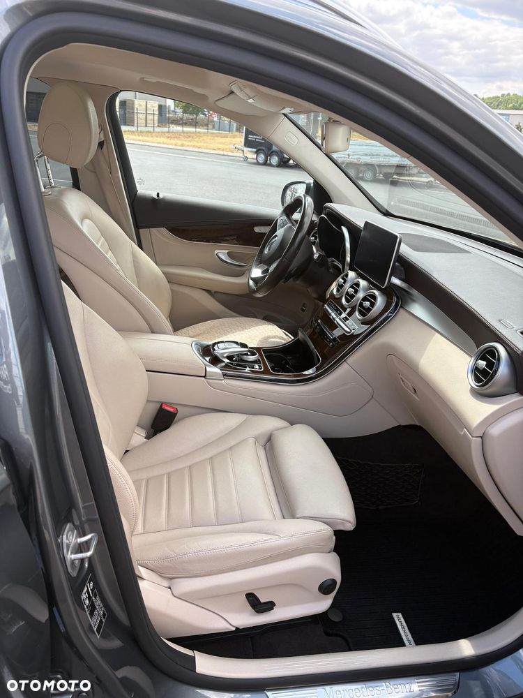Mercedes-Benz GLC - 8