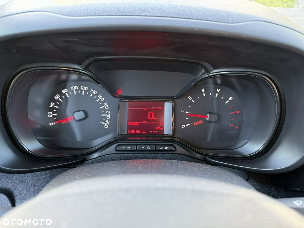 Toyota Proace City - 19