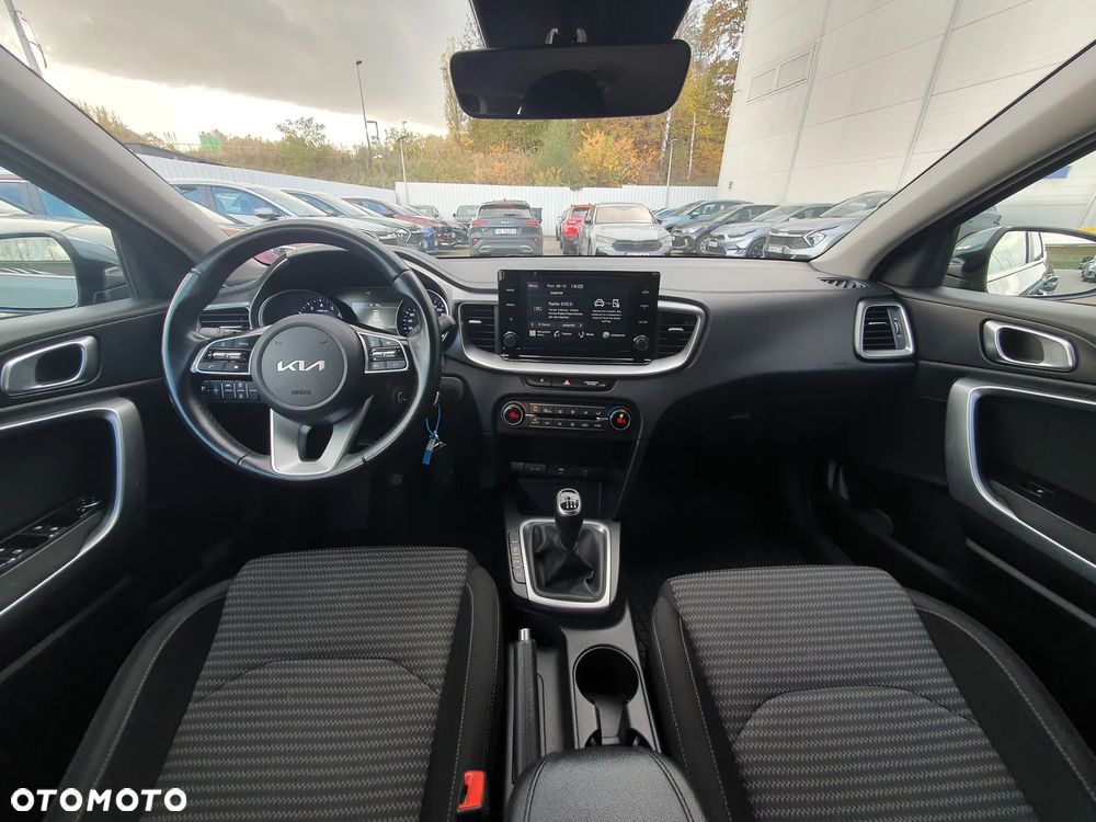Kia XCeed 1.5 T-GDI M - 28