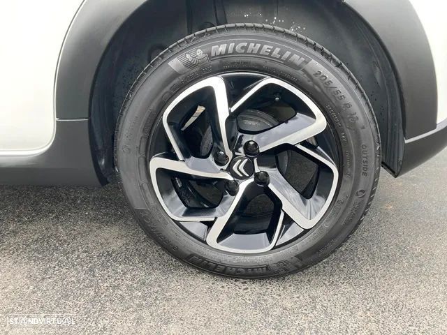 Citroën C3 1.2 PureTech C-Series - 10