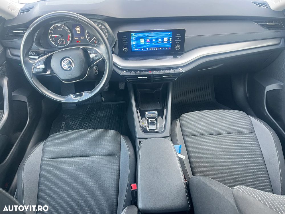 Skoda Octavia - 8