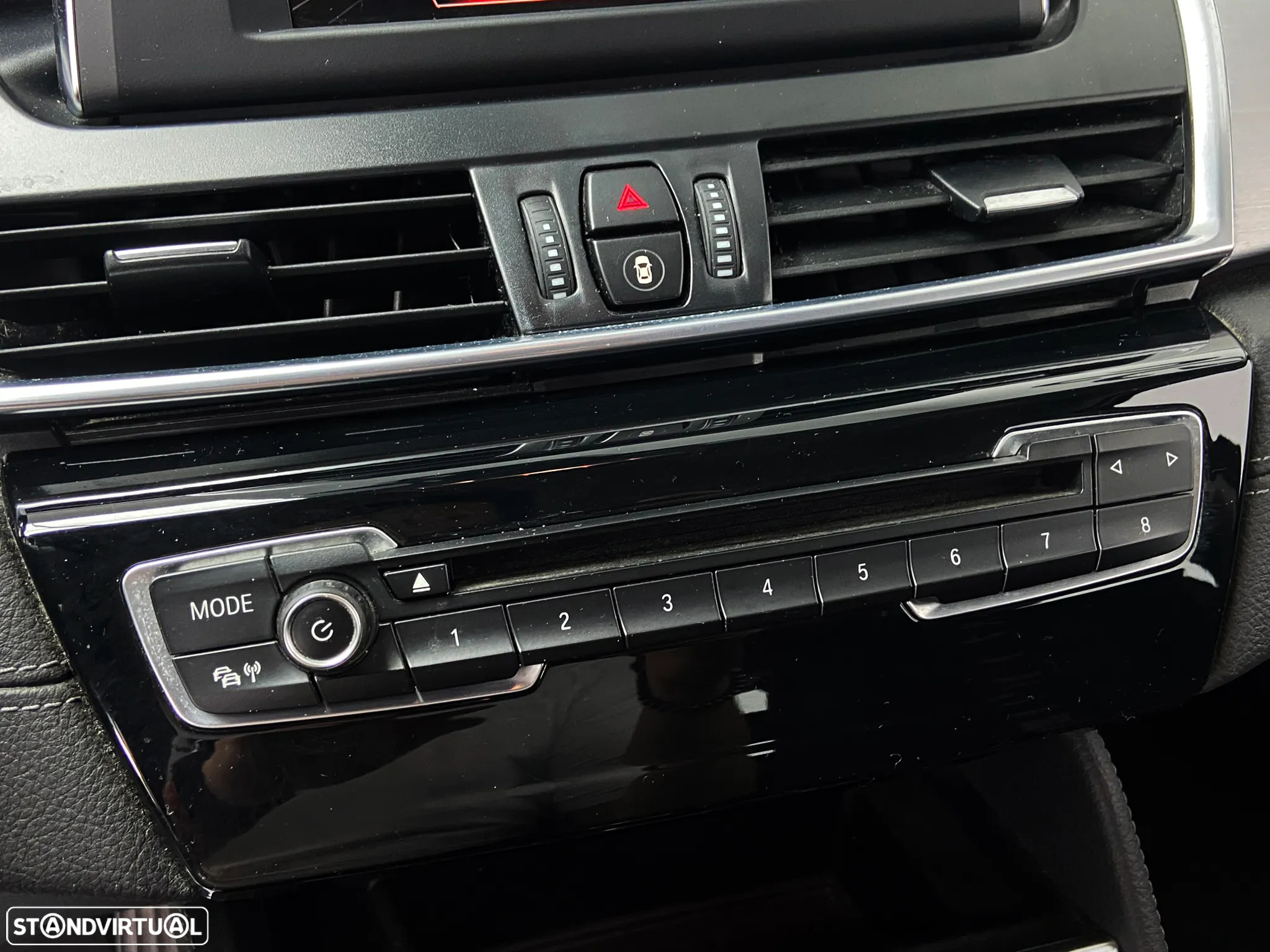 BMW 216 Active Tourer d Line Sport - 22
