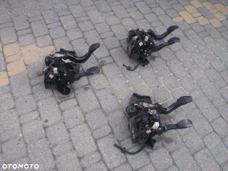 pedał pedały potencjometr gazu mocowanie fiat 147 156 grande punto evo doblo panda wersja europa - 1