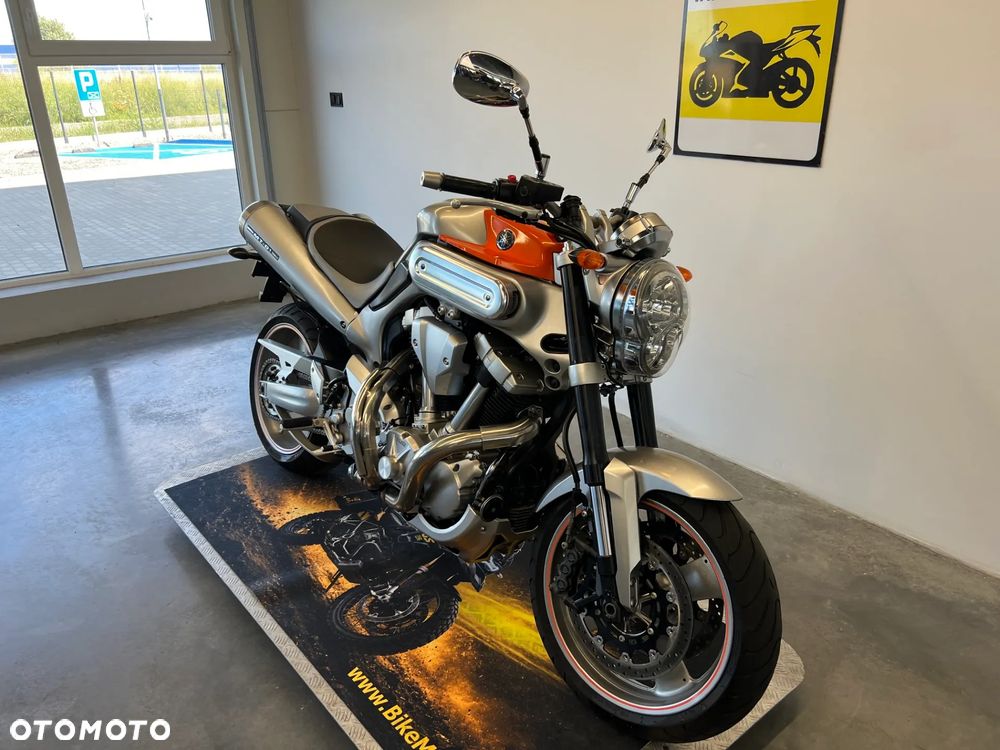 Yamaha MT - 26