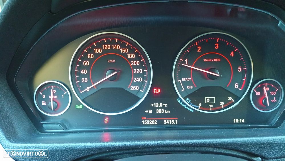 BMW 320 d Line Sport - 15