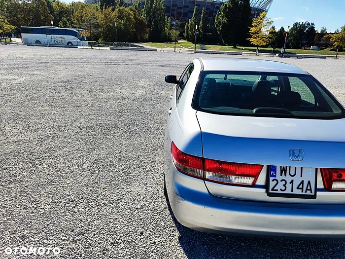 Honda Accord 3.0 V6 EX - 9