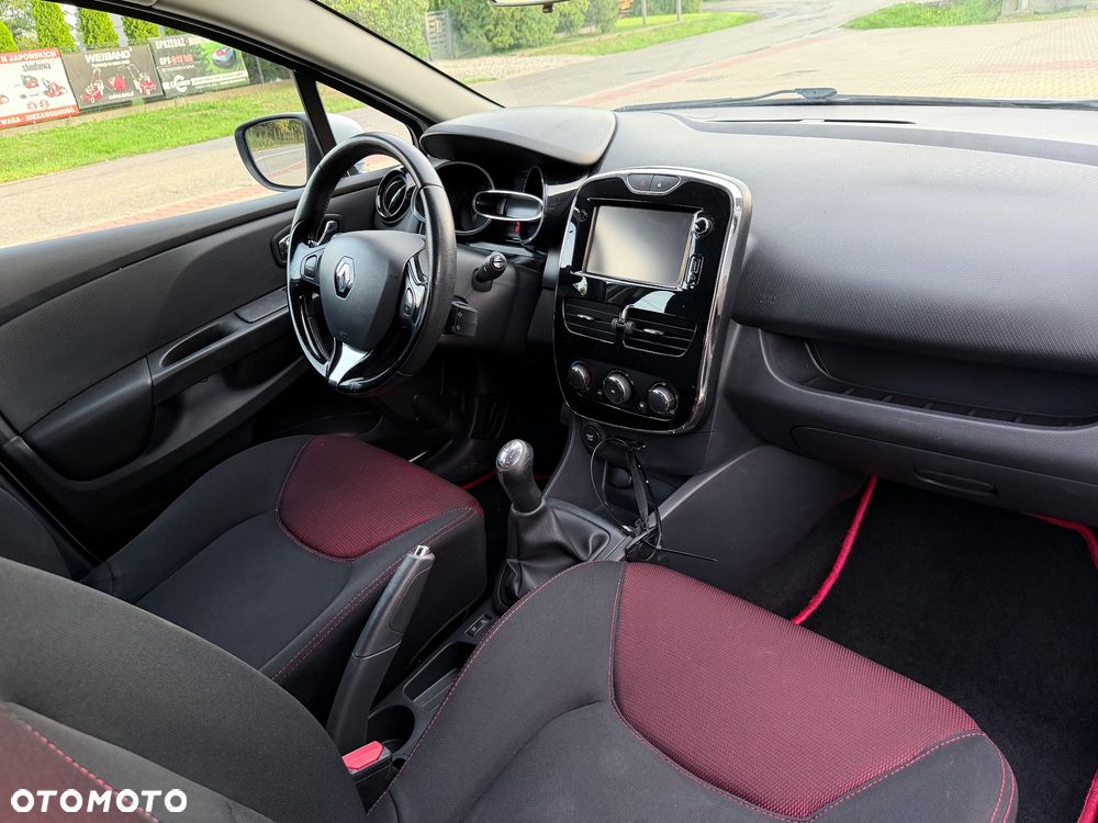 Renault Clio - 12