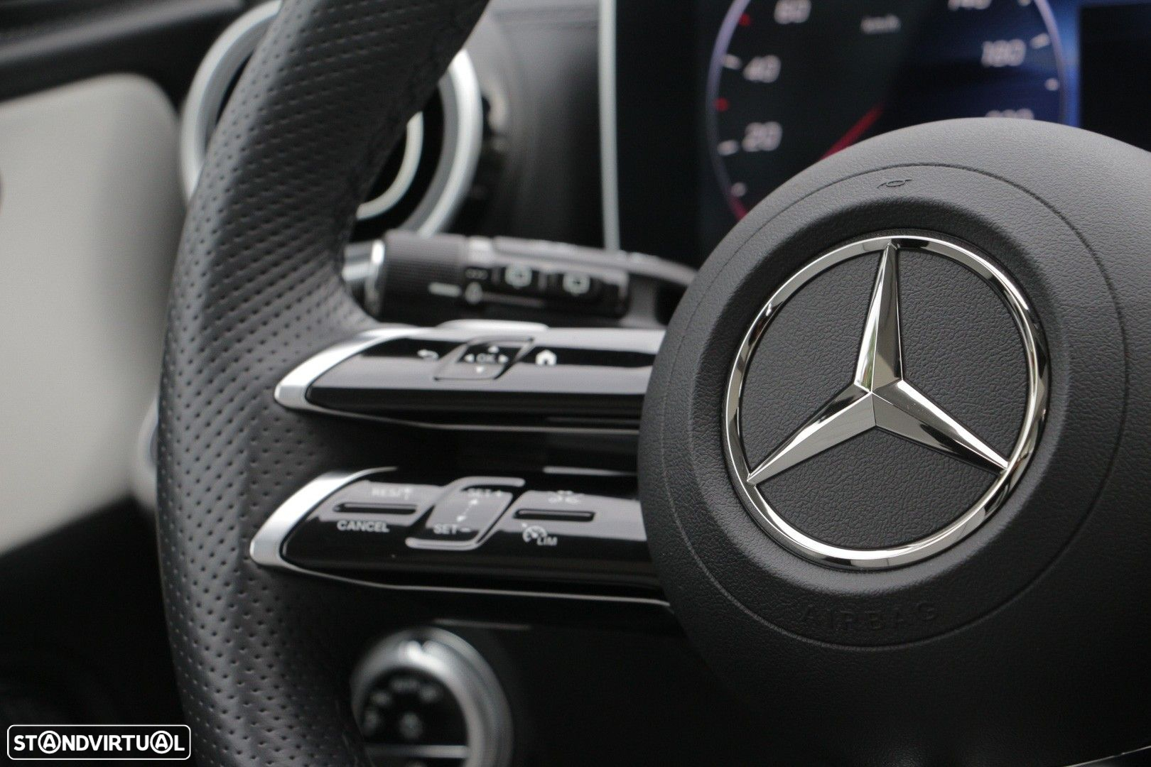 Mercedes-Benz C 300 de AMG Line - 31