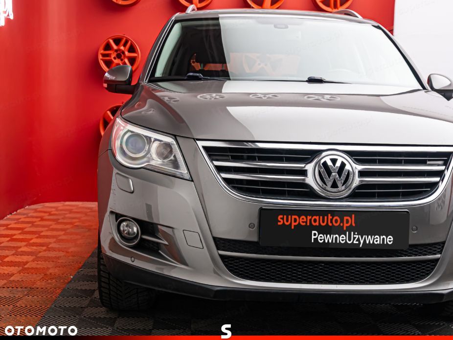 Volkswagen Tiguan - 24