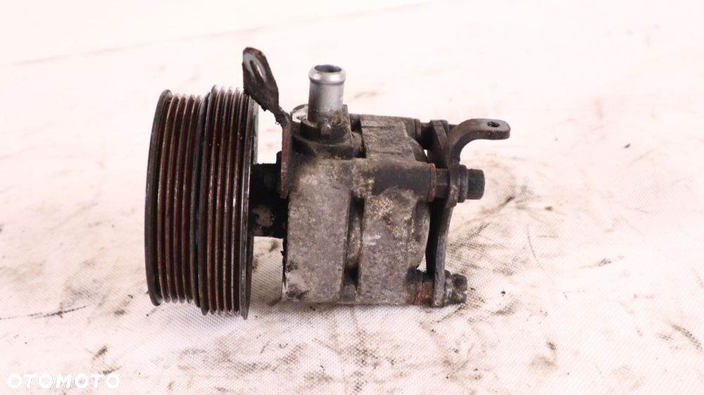 VOLVO V70 III POMPA WSPOMAGANIA 6G91-3A696-NB - 2