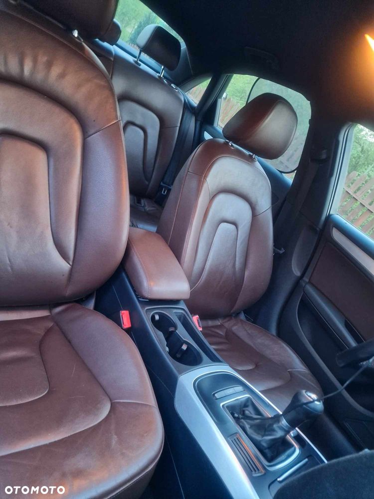Audi A4 Limousine - 4
