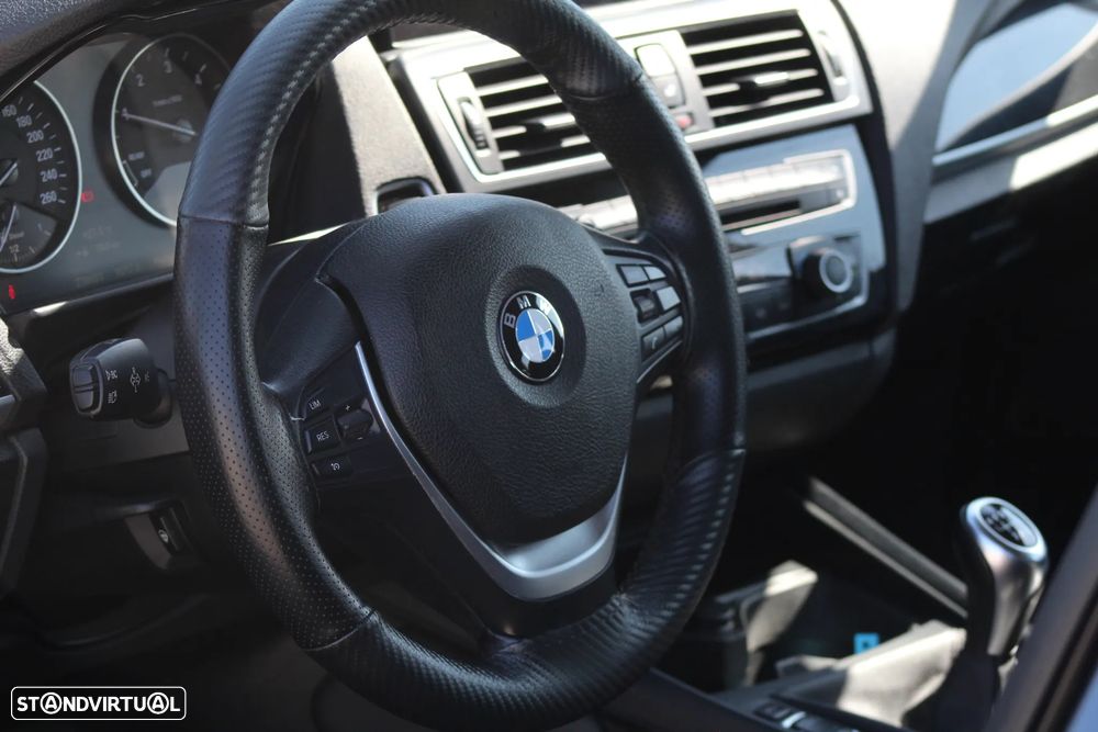 BMW 116 d EDynamics Line Urban - 18