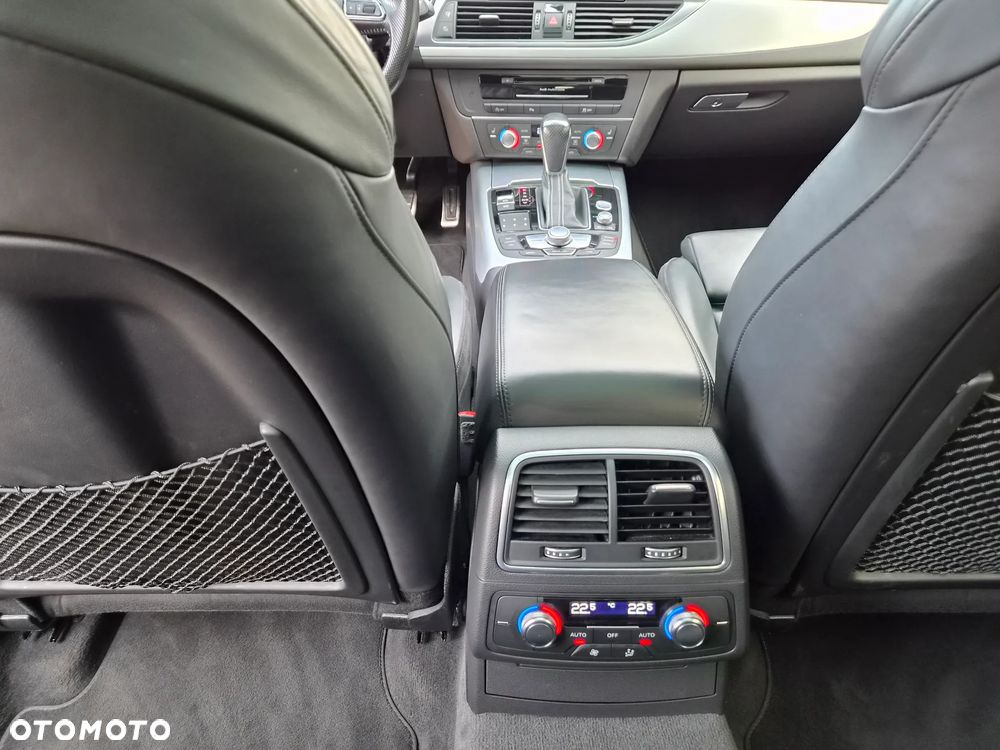Audi A6 Avant 2.0 TDI Ultra S tronic - 20