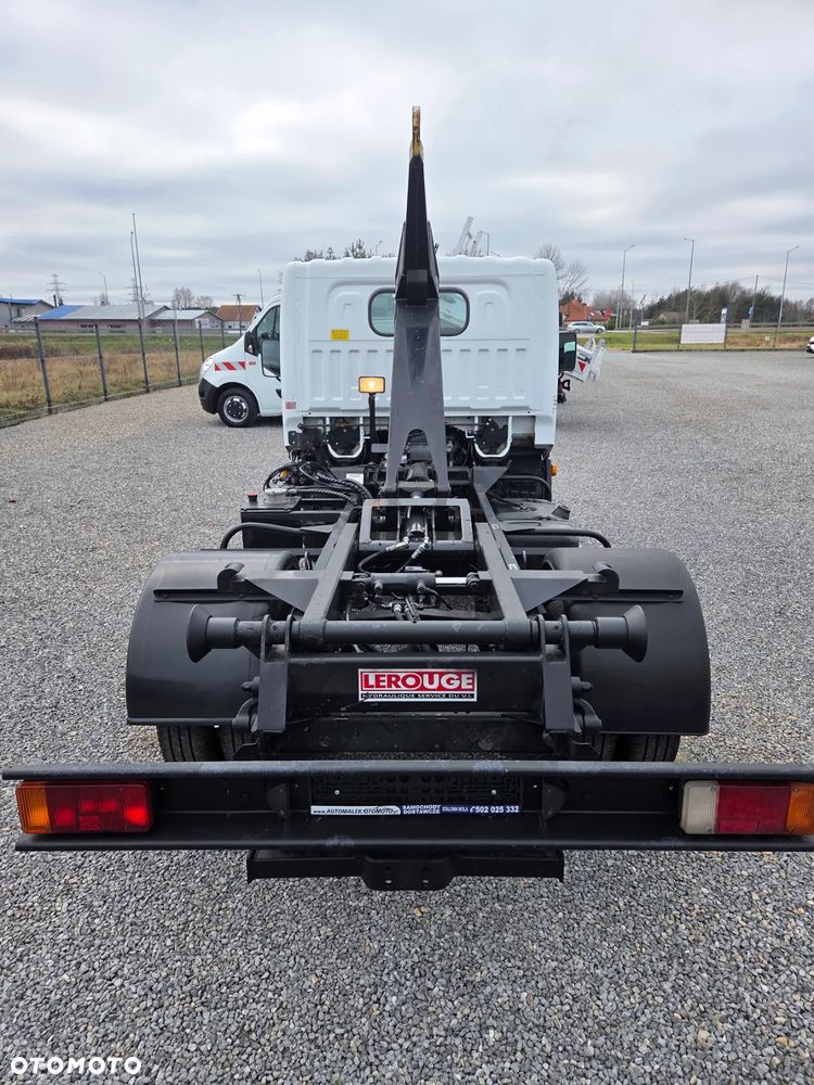 Renault Maxity 2.5 DCI 110KM/ Hakowiec / DMC 3.5T / - 5