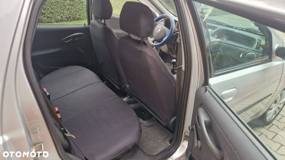 Fiat Punto 1.2 8V Classic - 15