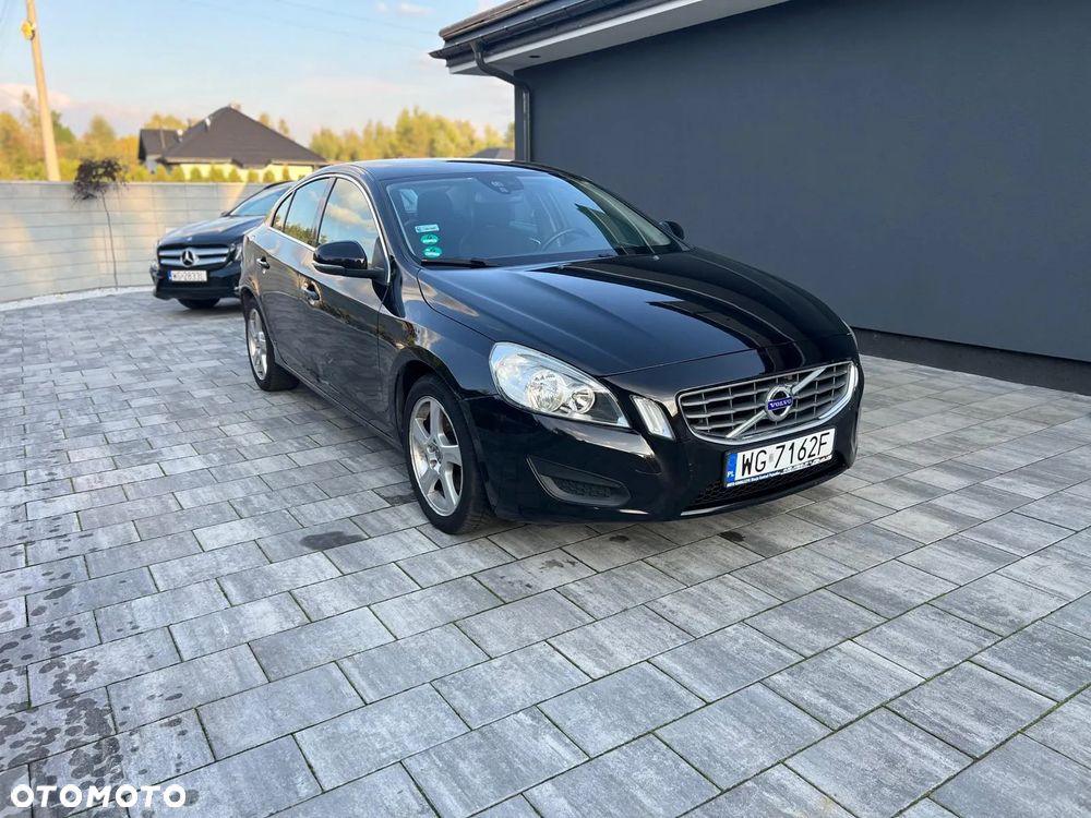 Volvo S60 T4 Base - 1