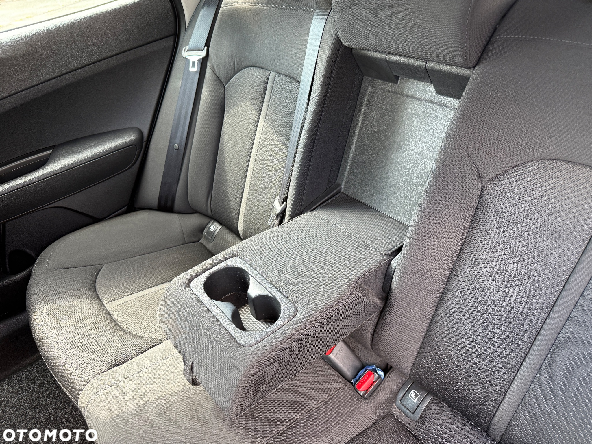Kia Optima - 27