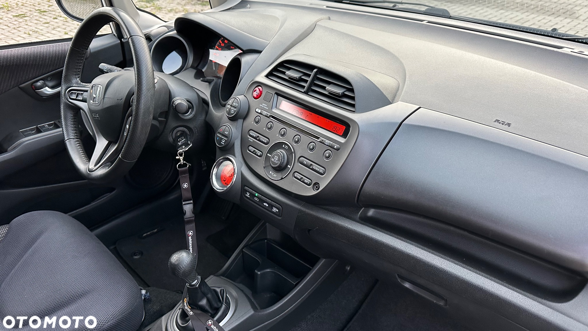 Honda Jazz 1.4 Comfort Plus - 32