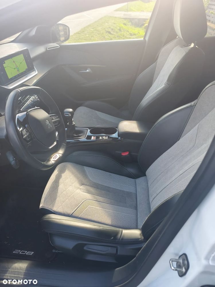 Peugeot 208 1.5 BlueHDi GT S&S - 16