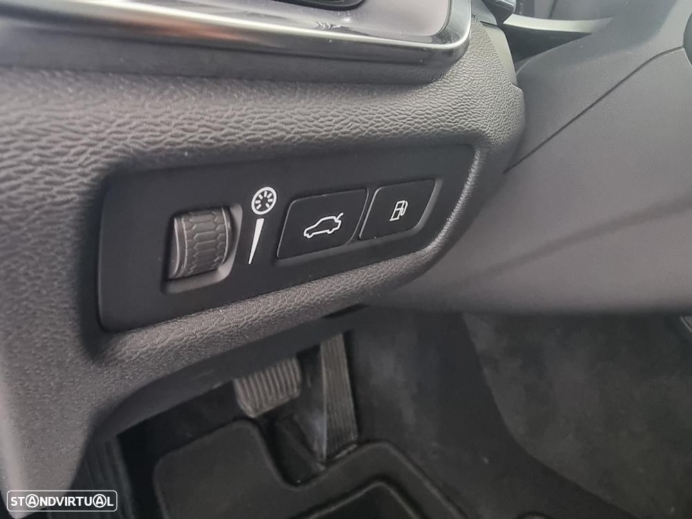 Volvo V60 2.0 T6 AWD TE Inscription Expression - 23