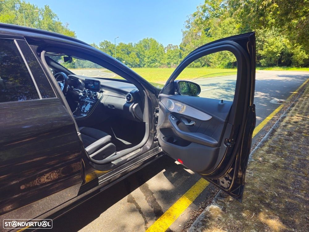 Mercedes-Benz C 300 de AMG Line - 52