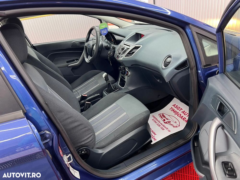 Ford Fiesta - 13