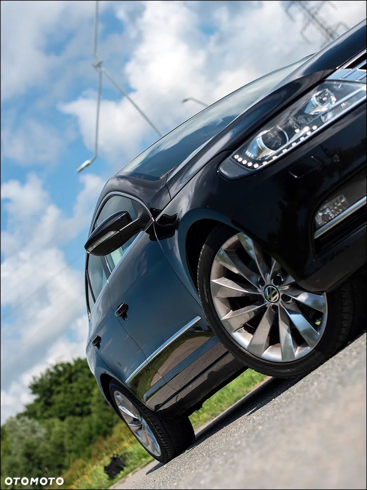 Volkswagen Passat CC - 16