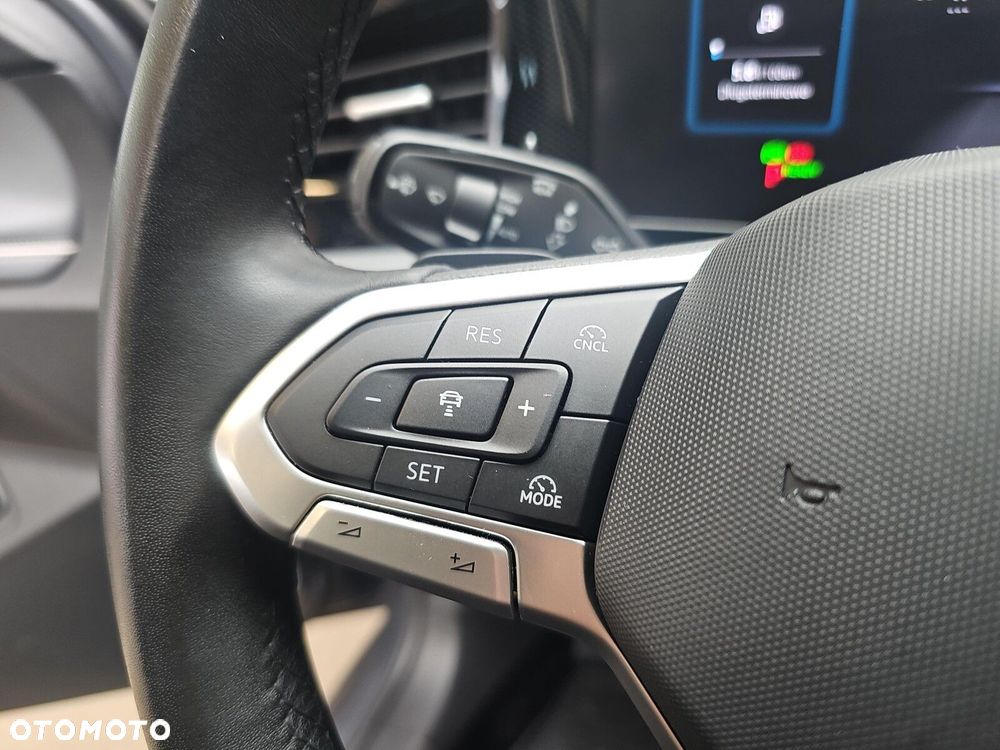 Volkswagen Passat - 14