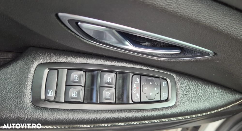 Renault Grand Scenic Energy dCi 110 S&S Bose Edition - 21