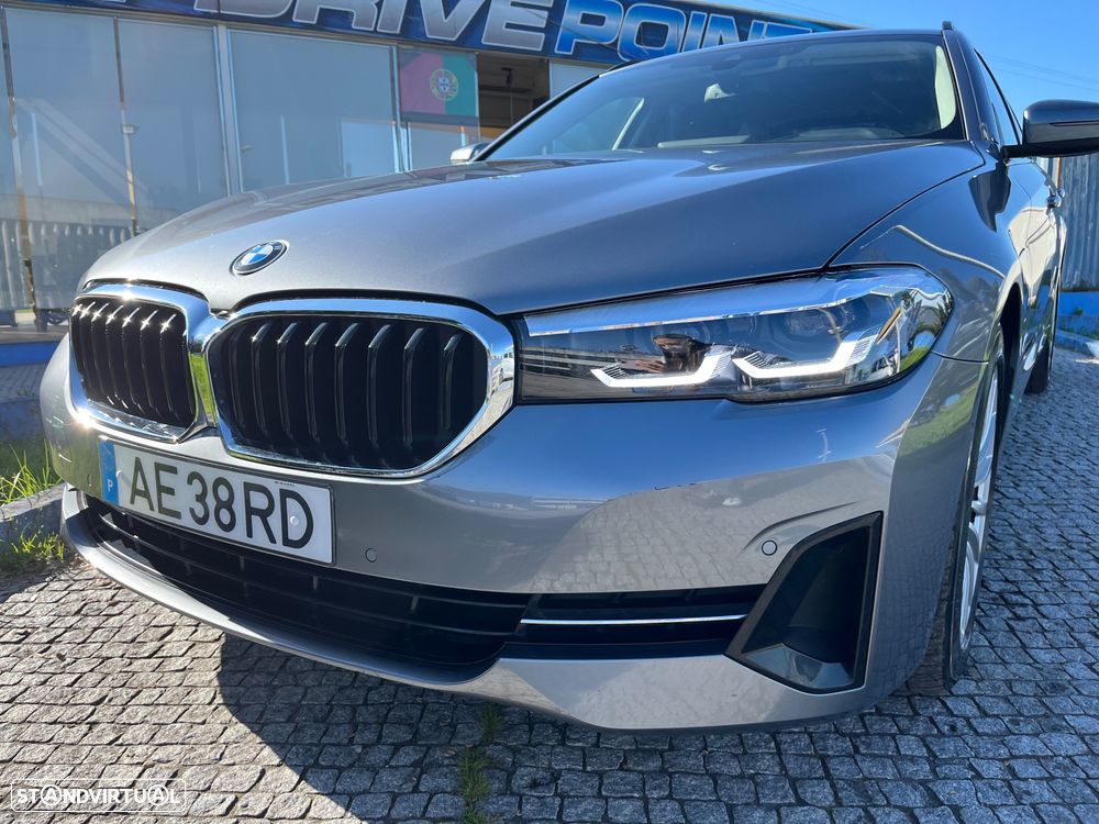 BMW 530 e - 16
